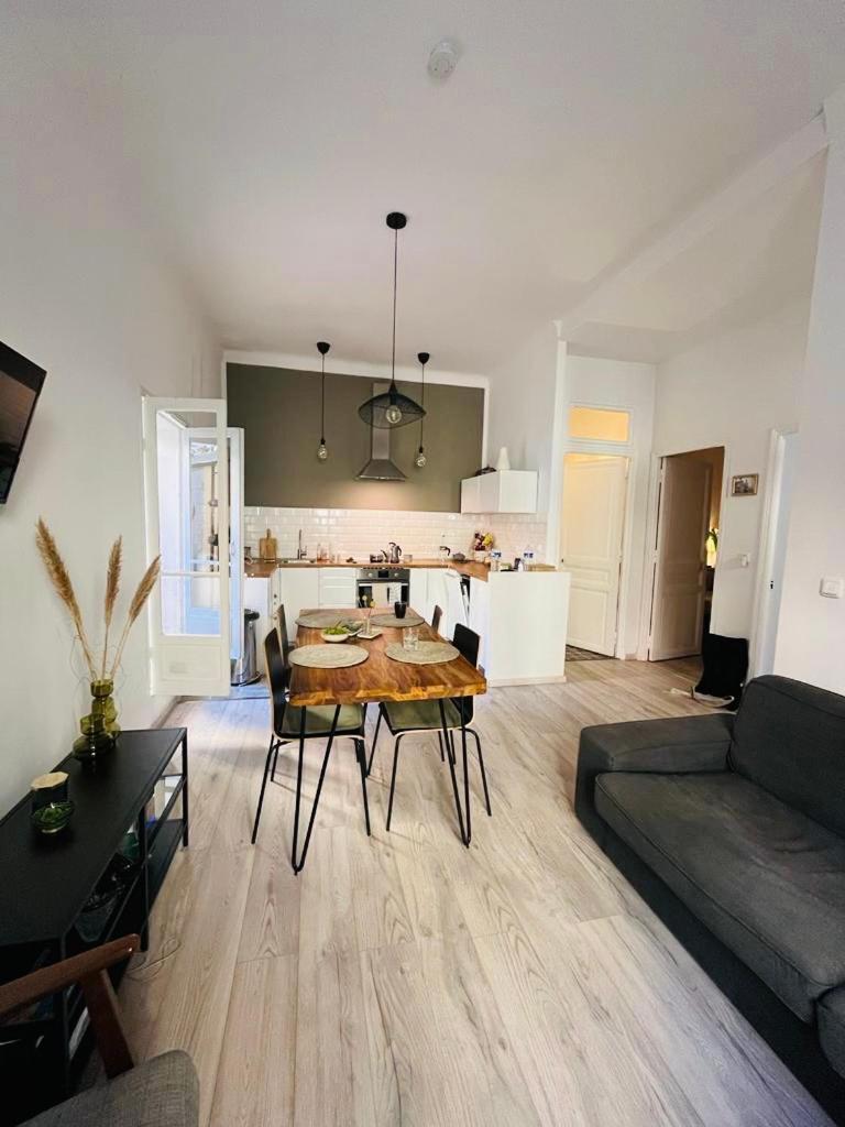 Charmante 3 Zimmer, Stadtwohnung Menton Exterior foto